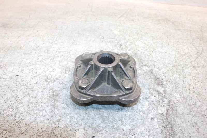 2004 Polaris Trail Boss 330 Oem Rear Wheel Hub W/Nuts 5131777 5144192 AP117