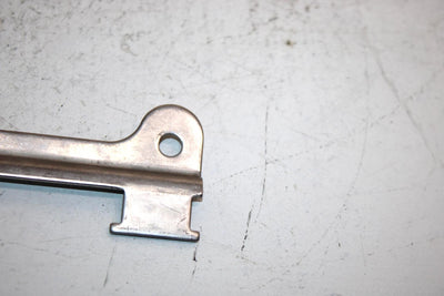 1994 Kawasaki 750 Ss Super Sport Oem Front Cowl Mount Bracket 11047-3763 JK9