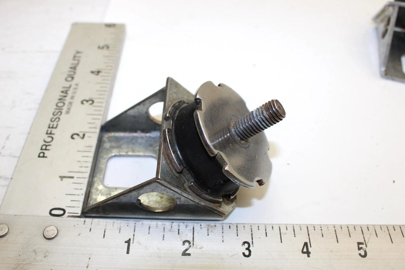 1999 Ski-doo Mxz 500 Oem Motor Mount Support and Damper Pair 570127700 B106
