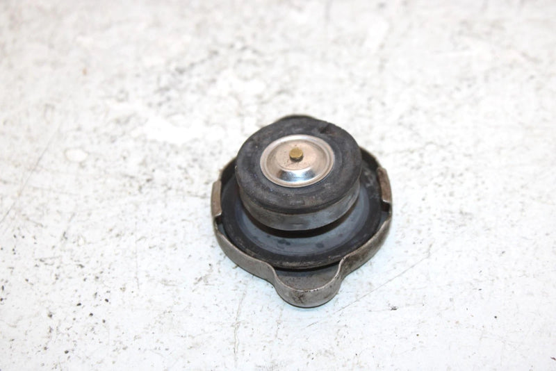 2007 Honda Fortrax 680 Oem Radiator Coolant Cap 19037-GEE-710 AH46