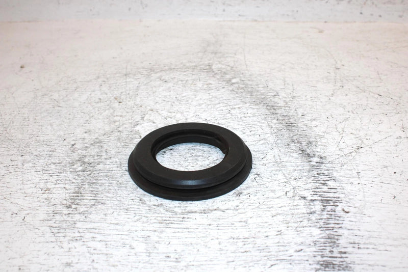 2000 Ski-doo Mxz 600 Oem Exhaust Outlet Grommet 570039000 SS15