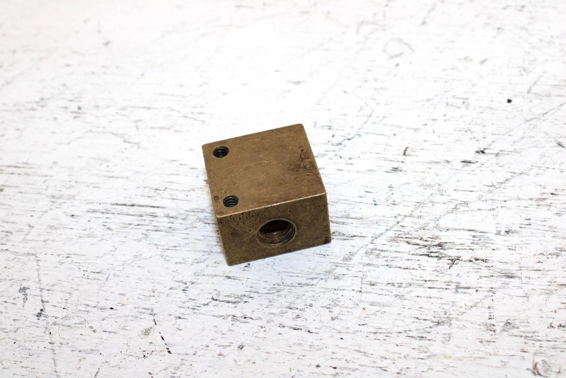 1997 Polaris Sport 400l Oem Brake Tee Fitting 7052103 AP214