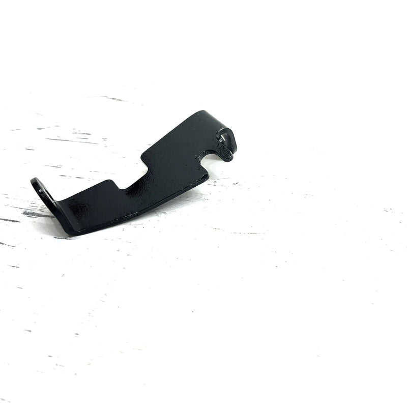 90-91 Polaris Trail Boss 350L 2x4 OEM Shift Lock Cable Bracket 5222569 AP150