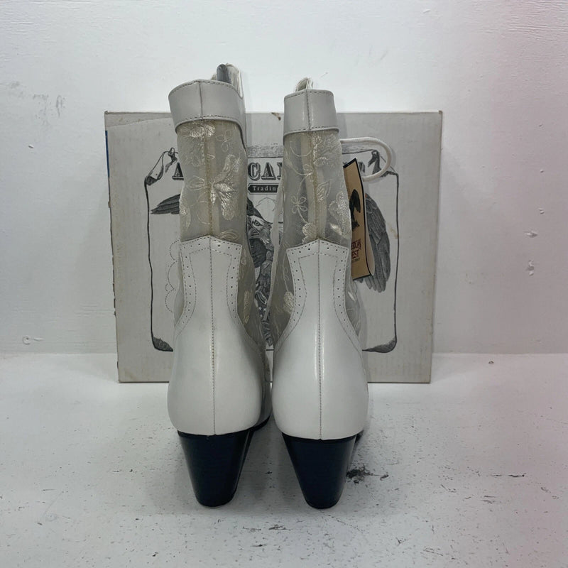 New Women’s White Lace Up American West Cowboy Boots. 515 9.5 9 1/2 M. 17-108