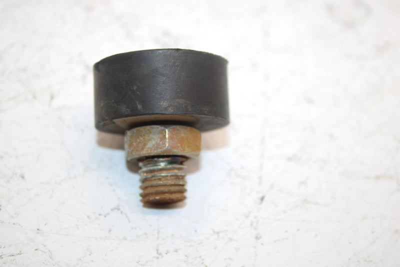 98 Arctic Cat Thundercat 1000 Oem Engine Snubber Mount 0608-088 SA307