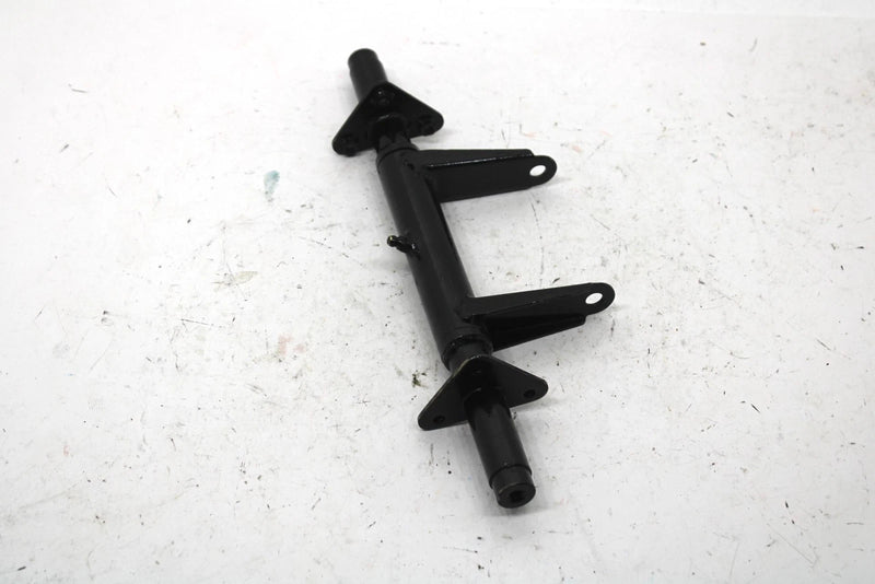 1987 Yamaha Srv Oem Shock Pivot Bracket  8AX-47416-01-00 SY131