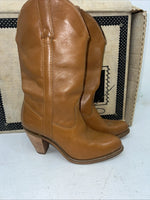 New Woman’s Brown Capezio Cowboy Boots. L 704 6.5 6 1/2 M. 18-89