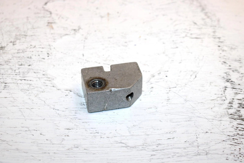 2001 Polaris 800 Le Oem Pivot Block Limiter 5132584 7515511 SP22