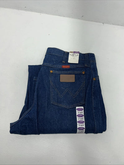 New Men’s Wrangler Cowboy Cut Classic Fit Denim Jeans. 17/18x34 K-10