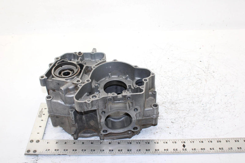 1992 Kawasaki Bayou 220 Oem Crankcase 14001-5323 AK35