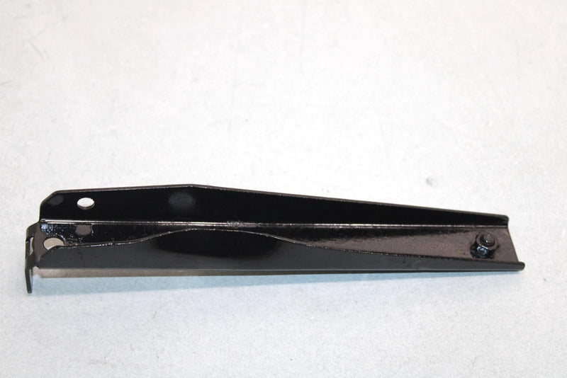 04 Yamaha  Bruin 350 Auto 2wd Oem Footrest Support 5ND-F7471-01-00 Q136