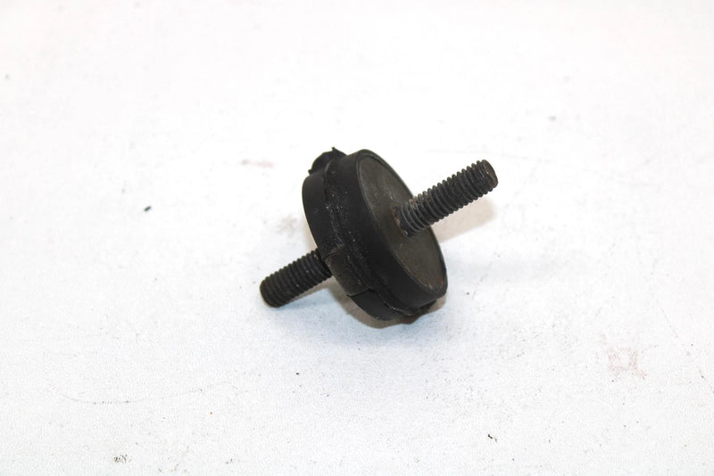 2004 Polaris 550 Classic Edge Oem Engine Mount Damper 3021220 Q1504