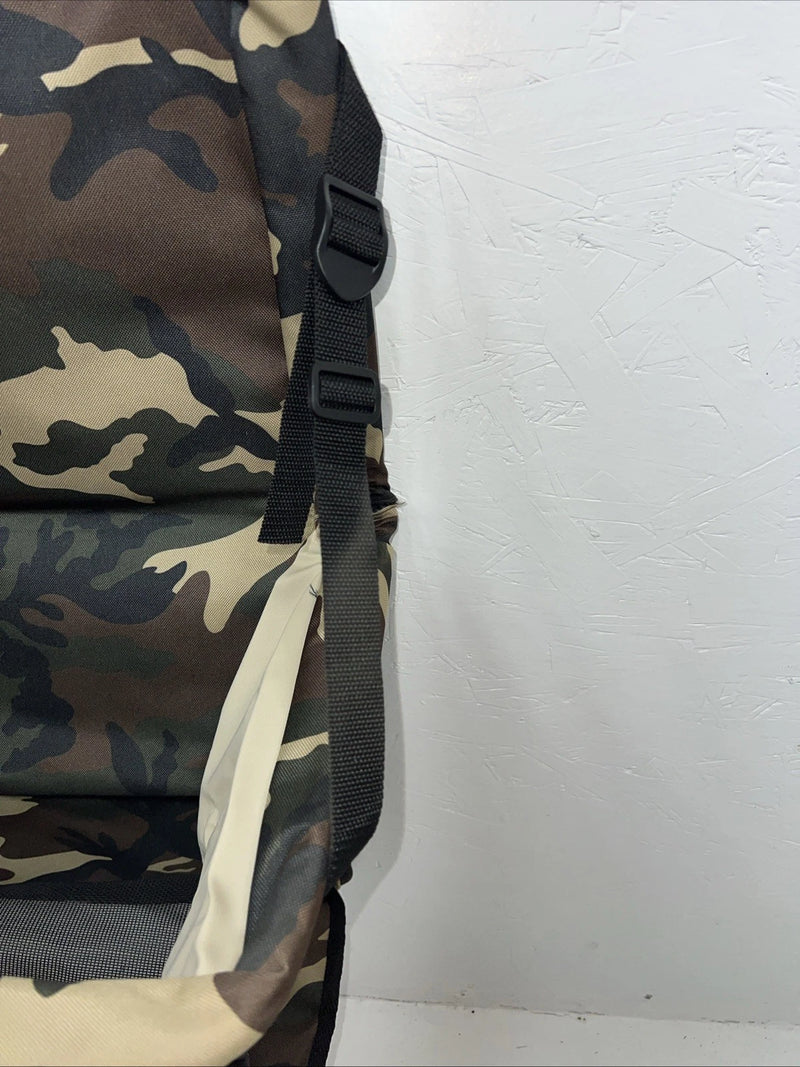 New Camouflage Classic Equine Fold-A-Feeder Hay Bag #FAFCA08 HH-36