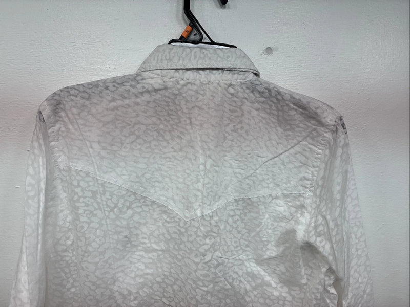 New Women’s Cumberland White Cheetah Print Long Sleeve Pearl Snap Medium LL-65
