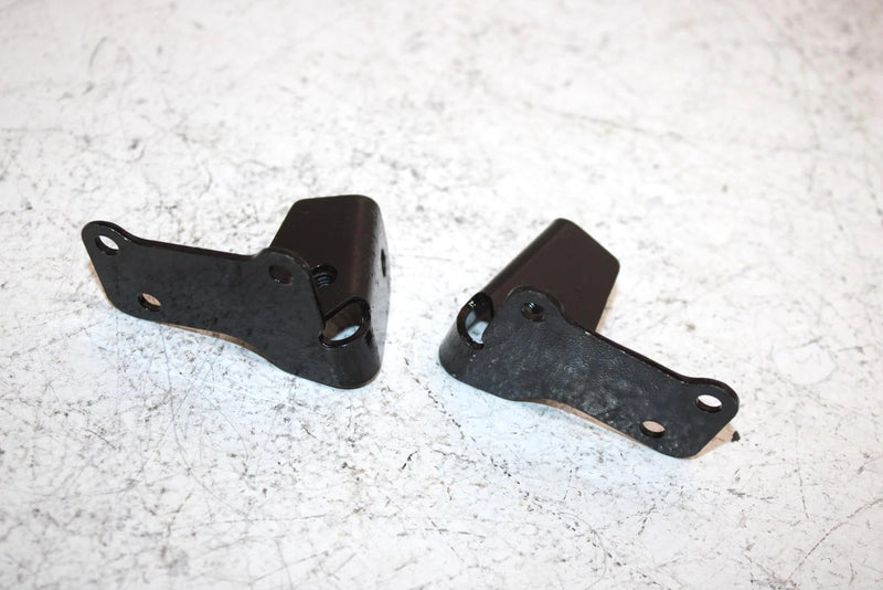 06 Ski-doo Gsx 600 Ho Sdi Oem Rear Box Bracket Set 518323769 518323770 SS14