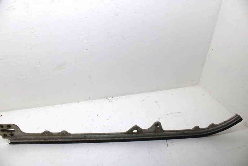 1987 Yamaha Srv Oem Right Skid Rail 88R-W4741-00-00 SY131