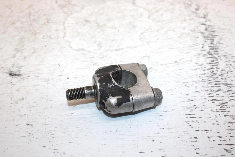 1990 Yamaha  Moto 4 Oem Handlebar Holder 5H0-23442-00-98 5H0-23442-01-98 AY5