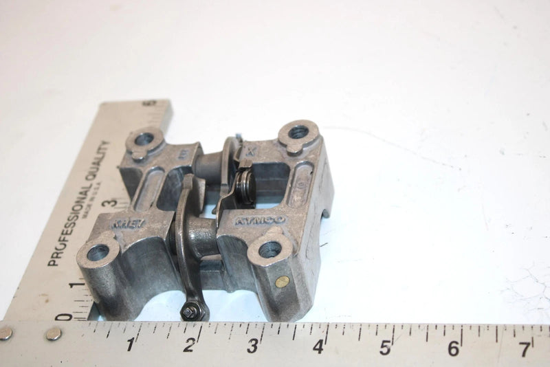 08 Arctic Cat Atv 250 Utility 2x4  Oem Camshaft Holder 3303-658 AA13