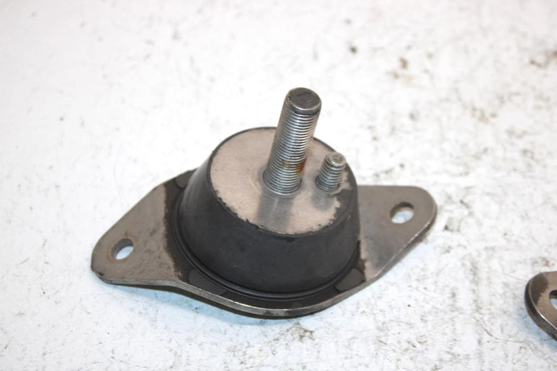 2001 Polaris Virage Oem Engine Mount Dampner Pair 3021254 JP28