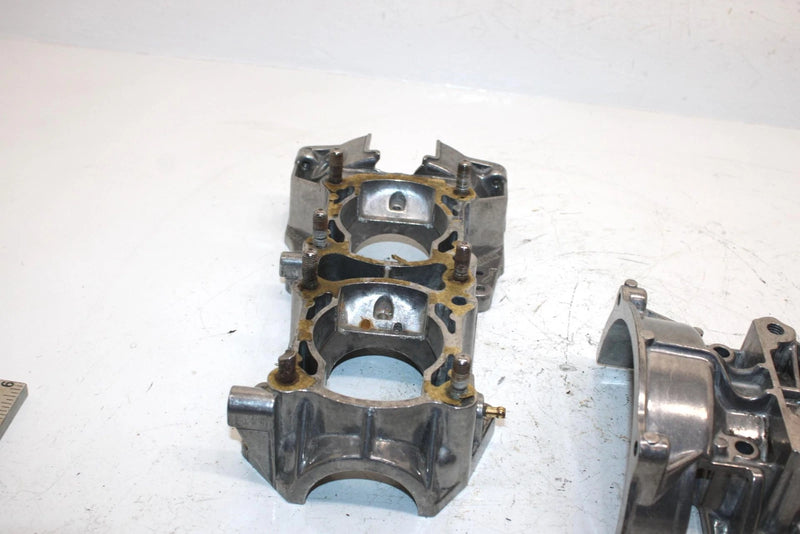 92 Polaris Classic Oem Crankcase Broken Stud 3084609 3083793 SP148