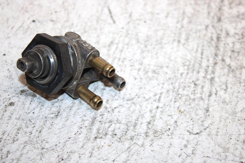 1999 Polaris Sportsman 335 Oem Three Way Valve 7052161 AP17