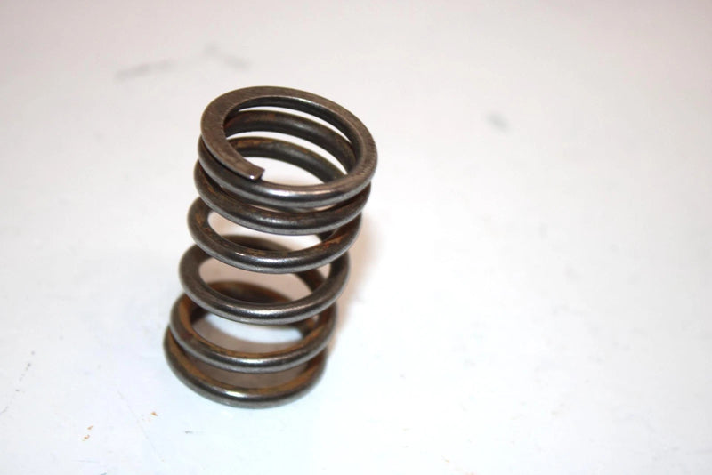 85 Suzuki Quadrunner 250 Lt250ef  Oem Outer Valve Spring 12920-24500 AS14