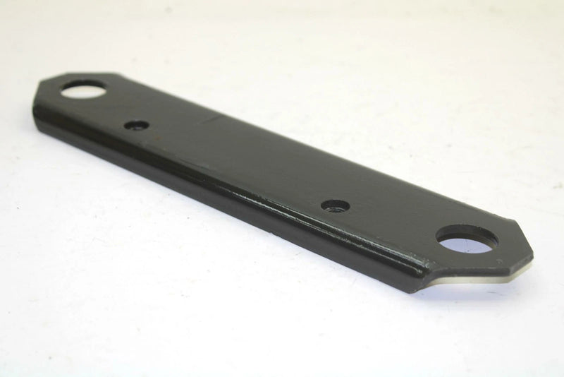 Yamaha OEM Engine Motor Mount Front Lower Plate 8g8-21419-00-00 SY47