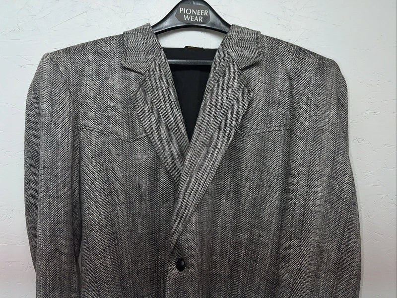New Men’s Pioneer Wear Grey Suit Jacket 42 #12501 Y-603