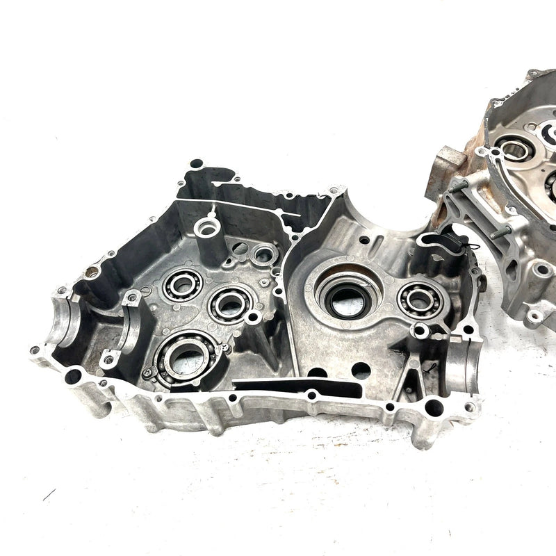 2002 Arctic Cat 375 2x4 Automatic OEM Crankcase 3402-580 AA41