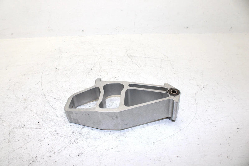 2013 Polaris 600 Rush Pro Oem Left Steering Knuckle 1823801 SP30