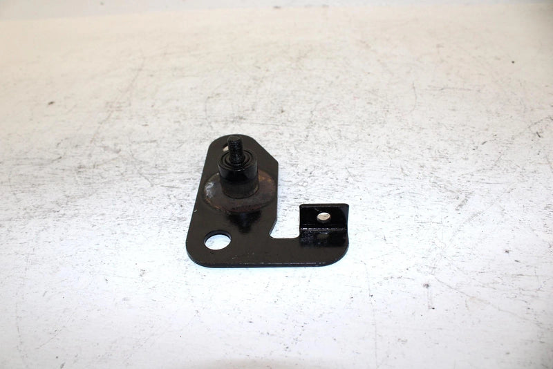 1990 Yamaha Phazer Ii Oem Front Lower Right Motor Mount 87F-21418-00-00 SY16