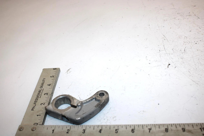 07 Arctic Cat F5 Lxr Efi Oem Right Spindle Arm 4706-116 SA59