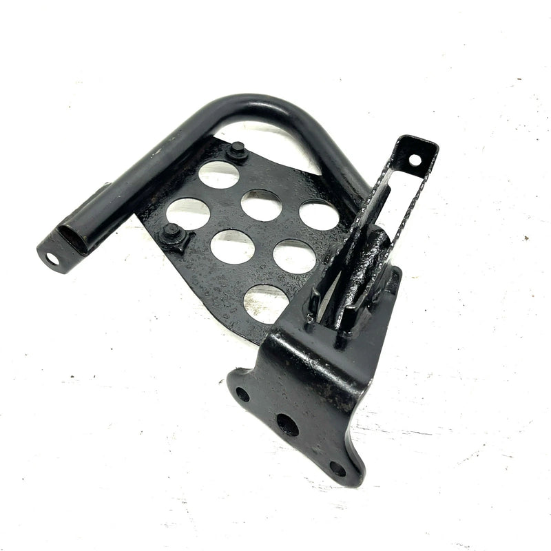 1994  Yamaha Kodiak 400 YFM400FW 4x4 OEM Left Footrest 3HN-27411-20-00 AY71