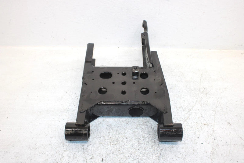 2004 Polaris Magnum 330 Oem Swingarm 1541820 AP159
