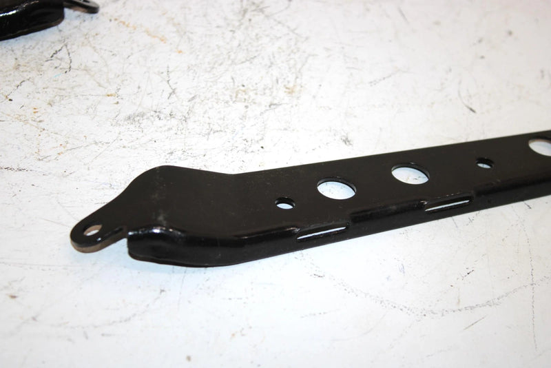 02 Polaris Xc Sp 500 Oem RH,LH Upper Hinge 5243568-067 5243567-067 Q4615