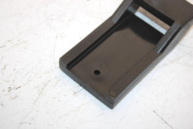 00 Arctic Cat Bearcat 340 Oem NOS Spring Slide Wear Block 0604-618 SAS7