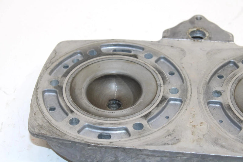 01 Polaris Classic 600 Oem Cylinder Head 3021125 SP158