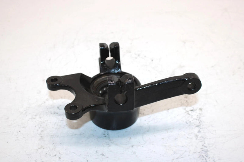 2005 Arctic Cat 500 4x4 Oem Front Left Steering Knuckle 0505-447 AA1