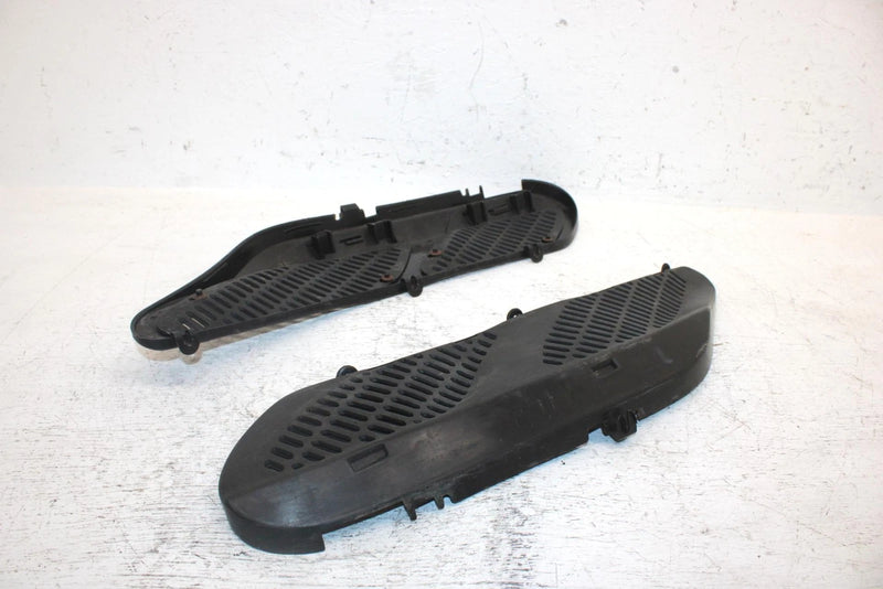 2002 Ski-doo Mxz 700 Oem Center Hood Vent Set 517302028 517302031 SS20