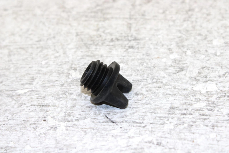1995 Yamaha Vmax 500 Oem Chaincase Fill Cap  1RG-15363-00-00 SY34