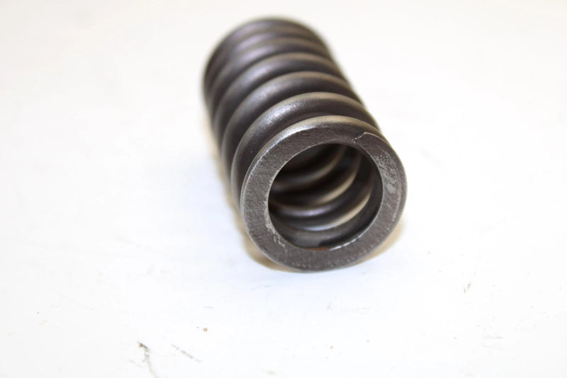 05 Polaris Sportsman 700 EFI OEM Valve Spring 7042336 Q3304