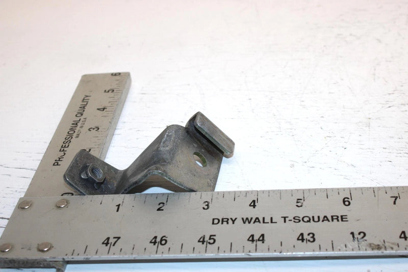 1989 Yamaha Inviter Oem Belt Cover Bracket 81E-21972-00-00 SY17