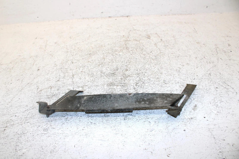 91 Yamaha Exciter Ii 570 Liquid Oem Front LouverBracket Set 88R-77125-00-00 SY24