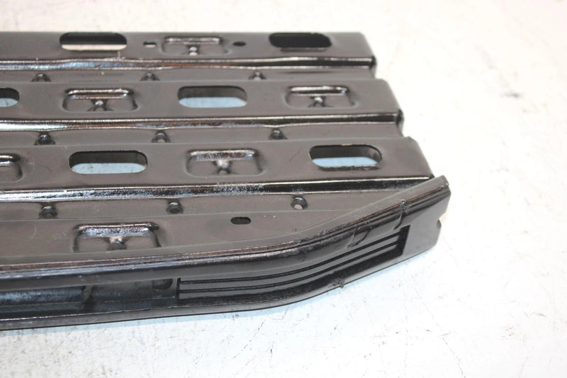 1991 Polaris Trail Boss 350l Oem Left Footrest 1040189 1040274-117 AP79
