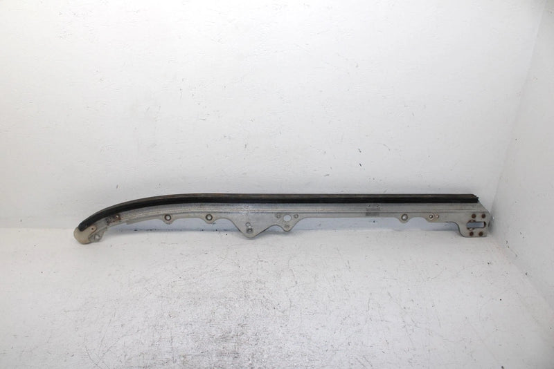 1996 Yamaha Vmax 600 Oem Right Skid Rail W/Runner 8AX-W4741-00-00 SY29