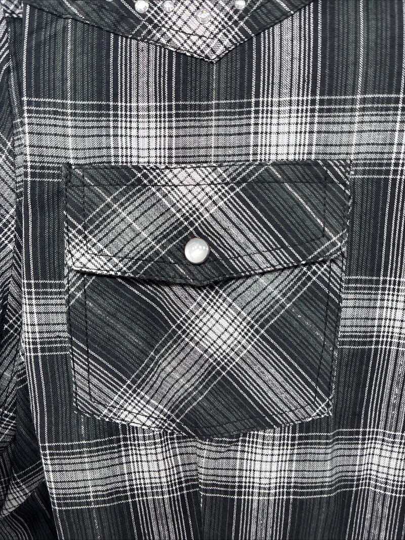 New Women’s Cumberland Black Plaid Long Sleeve Pearl Snap XL II-15