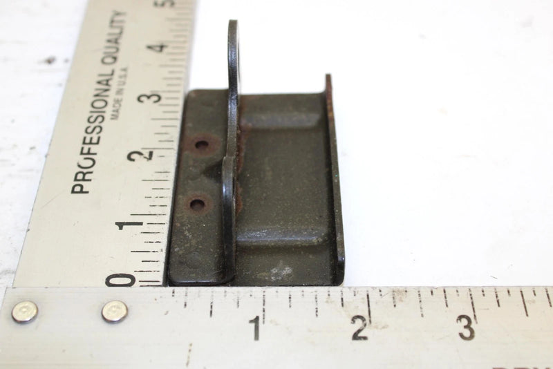 2002 Yamaha Sx Viper Oem Right Rail Bracket 8DF-47464-01-00 Q2619