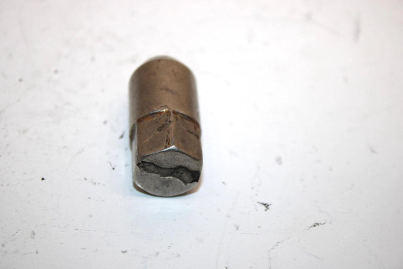 08 Polaris Ranger 700 4x4 Efi Oem Lug Nut 7547309 Q5070
