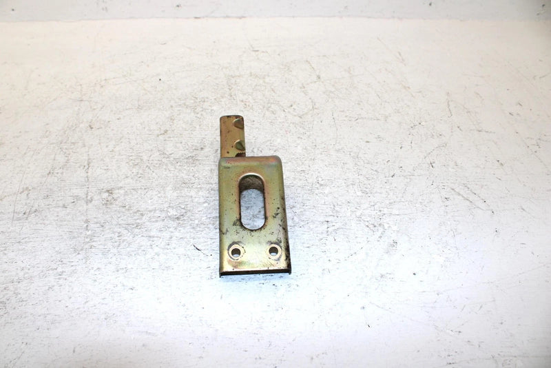 91 Yamaha Exciter Ii 570 Liquid Oem Front Oil Tank Bracket 82M-2193E-00-00 SY24