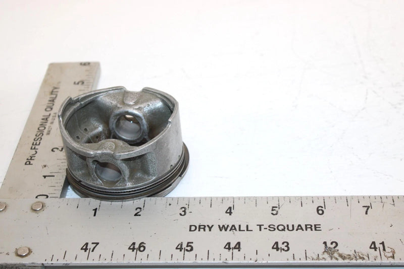 1999 Yamaha  Bear Tracker 2wd Oem 71mm Piston 4BD-11631-00-Y0 AY50